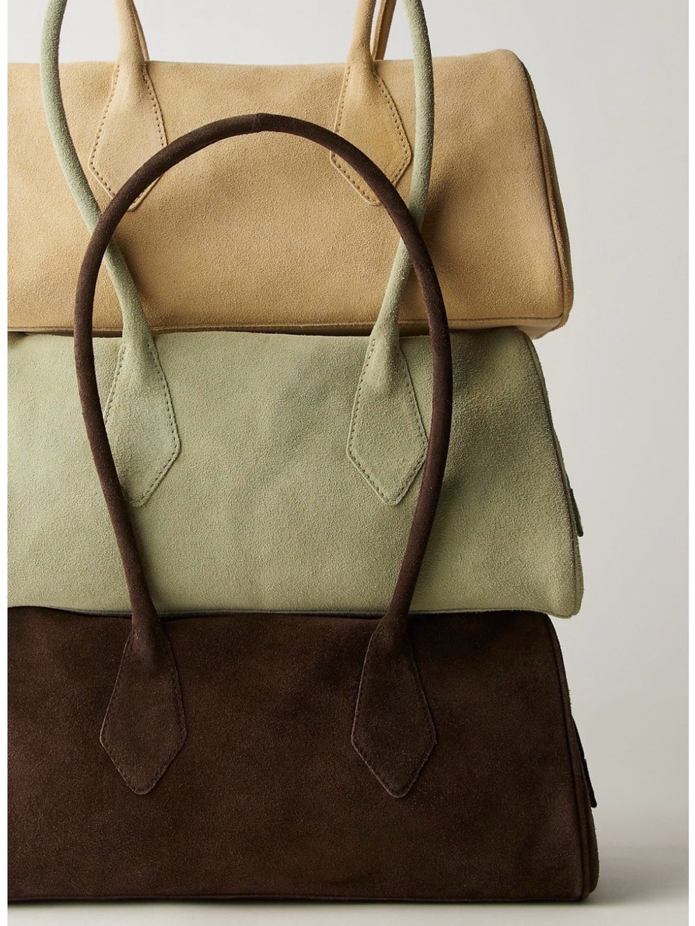 Free People 
NWT 
Sierra Shoulder Bag in Chocolate - Picture 3 of 13